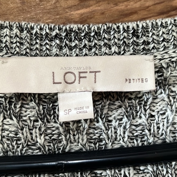 Loft grey sweater dress - Picture 3 of 3